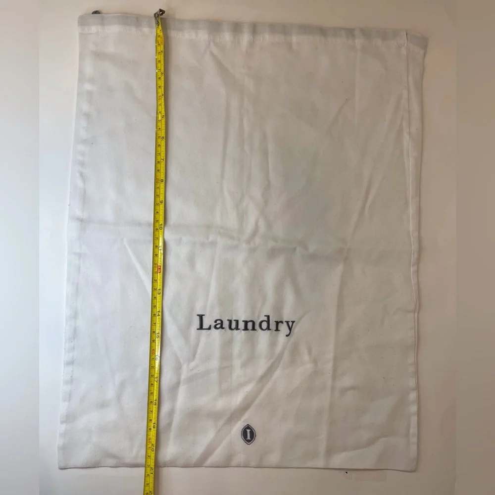 Laundry White Dust Bag‎